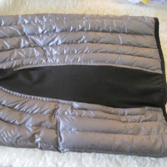 Calvin Klein Performance Down Filled Puffer Vest - Picture 11 of 15